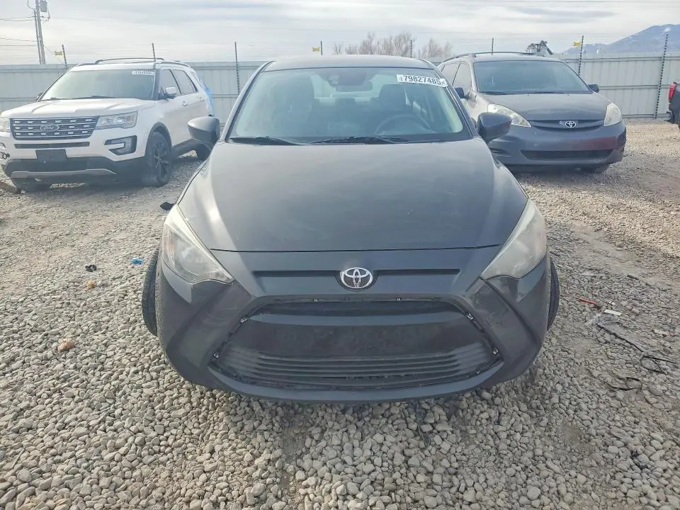 2017 TOYOTA YARIS IA BASE  