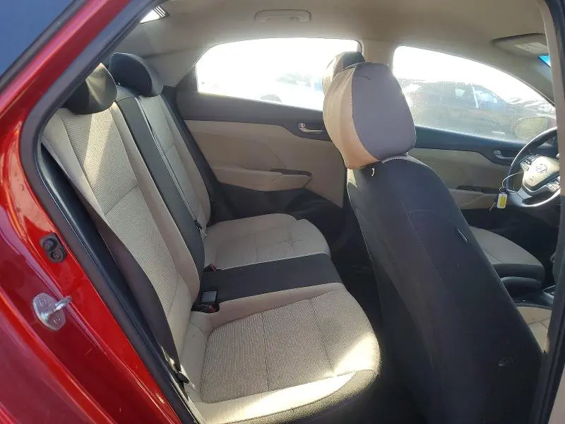 2018 HYUNDAI ACCENT SE  