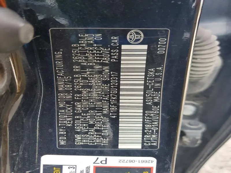 2016 TOYOTA CAMRY SE  