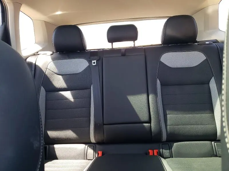 2022 VOLKSWAGEN TAOS SEL  