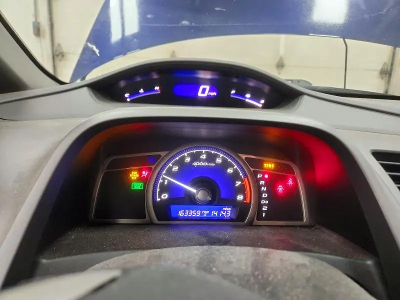 2011 HONDA CIVIC LX  