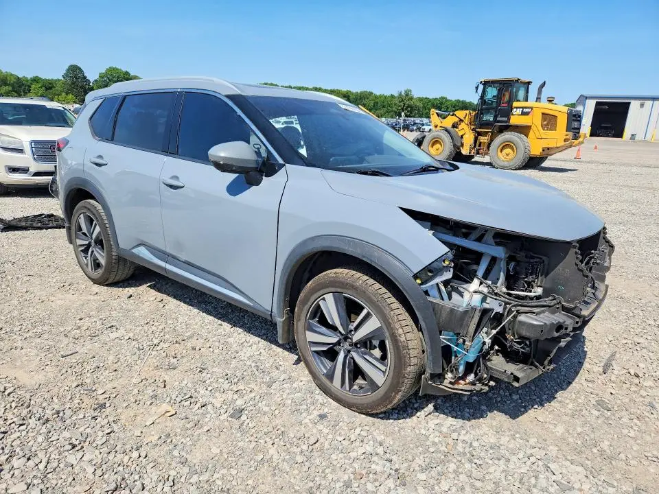 2023 NISSAN ROGUE SL  