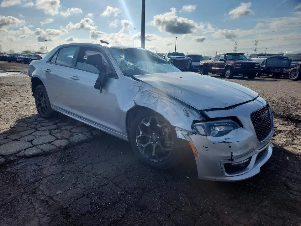 2023 CHRYSLER 300 TOURING L  