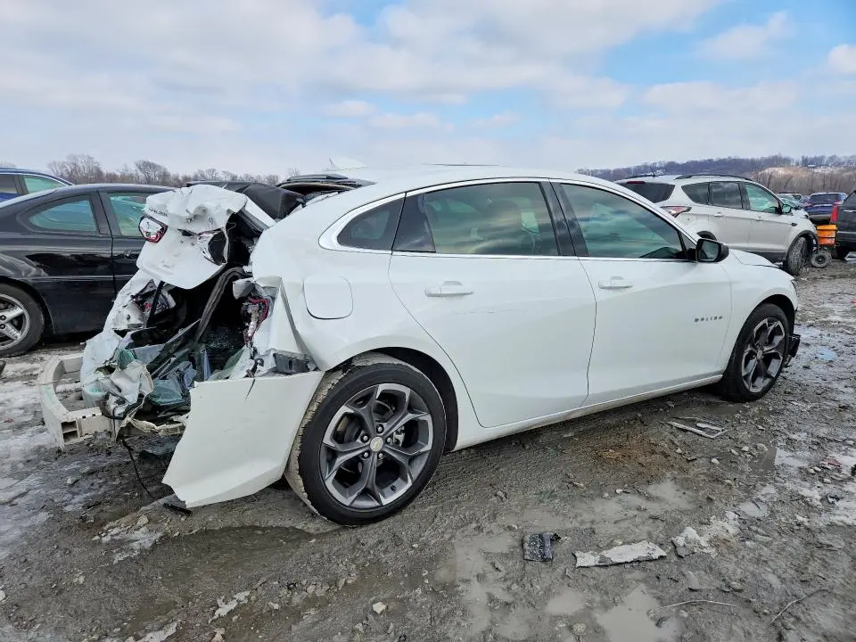 2022 CHEVROLET MALIBU LT  