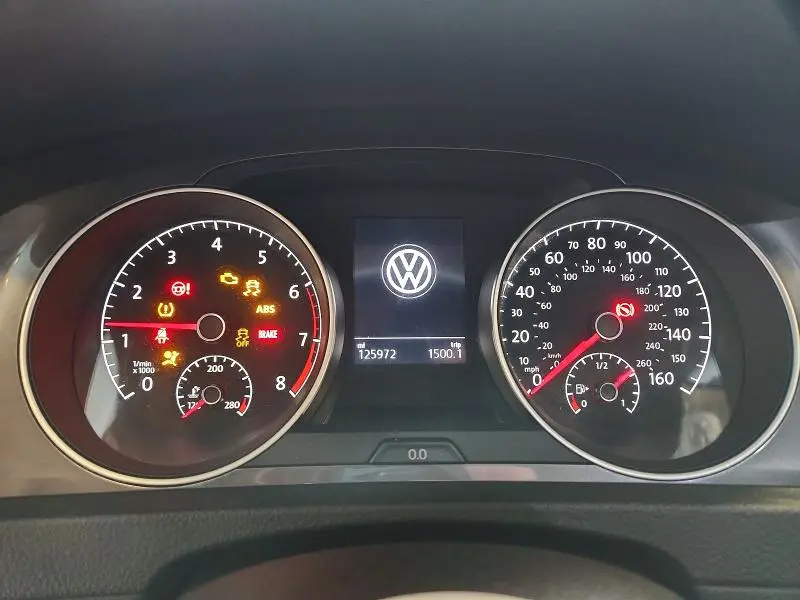 2017 VOLKSWAGEN GOLF   