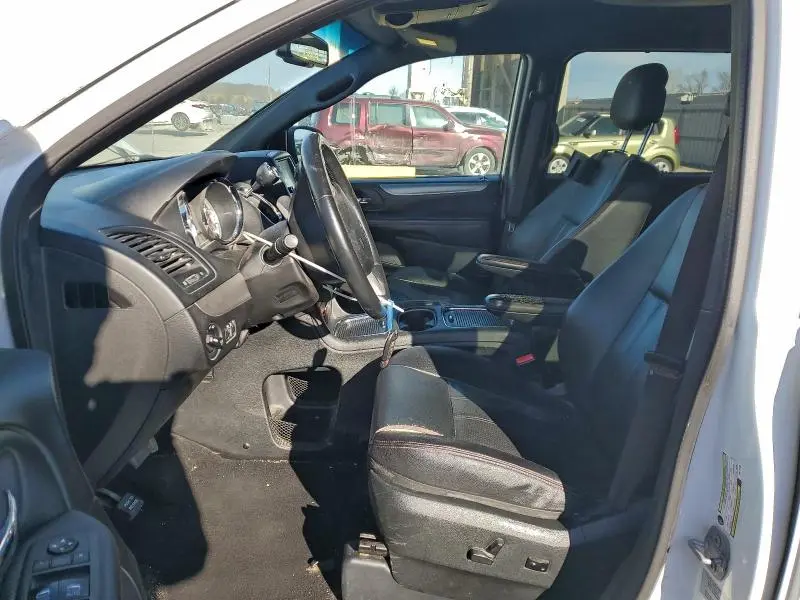 2017 DODGE GRAND CARAVAN GT  