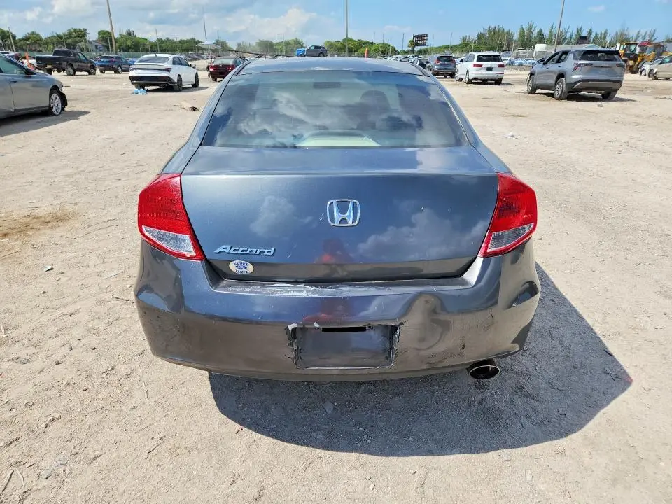 2011 HONDA ACCORD LX-S  