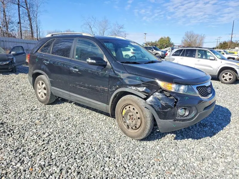 2012 KIA SORENTO BASE  