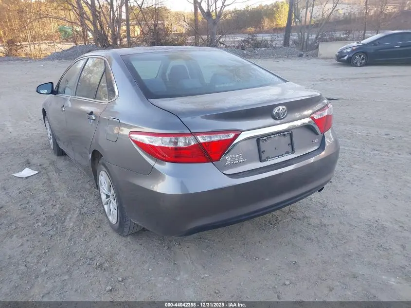 2015 TOYOTA CAMRY LE