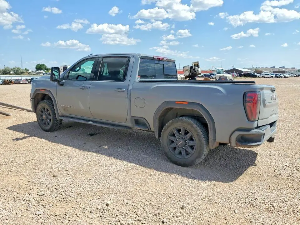 2025 GMC SIERRA K2500 AT4  