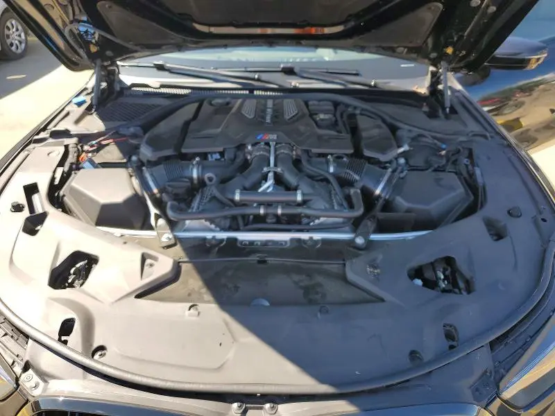 2024 BMW M8   