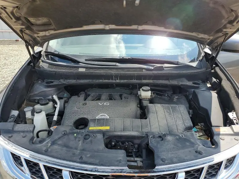 2013 NISSAN MURANO S  