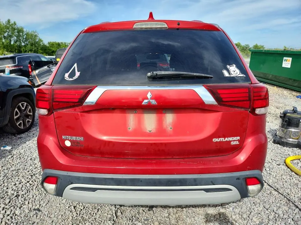 2019 MITSUBISHI OUTLANDER SE  