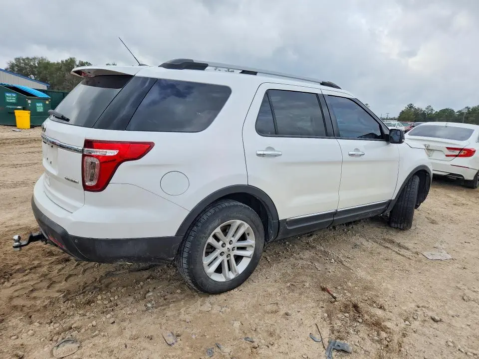 2013 FORD EXPLORER XLT  
