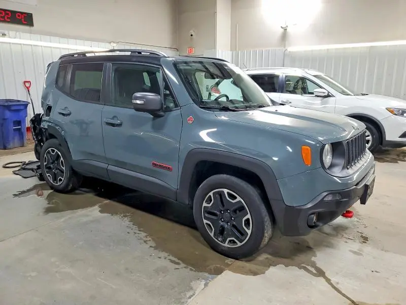 2016 JEEP RENEGADE TRAILHAWK  
