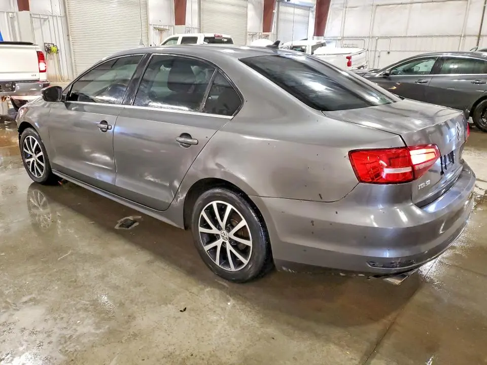 2017 VOLKSWAGEN JETTA SE  