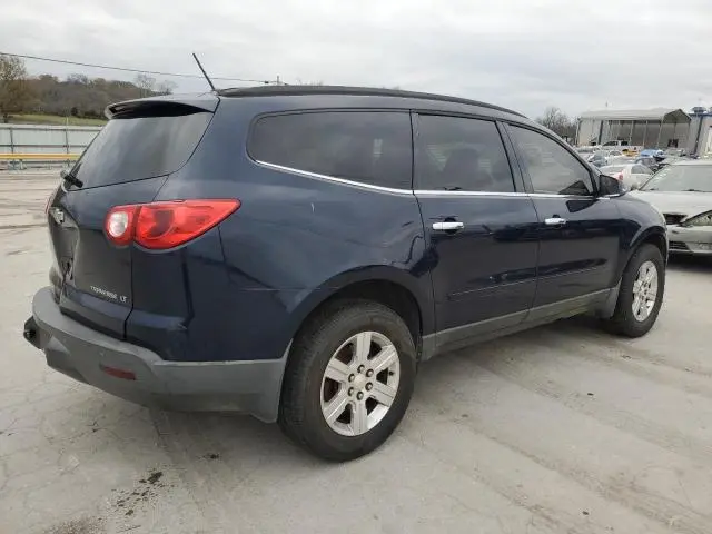 2011 CHEVROLET TRAVERSE LT  
