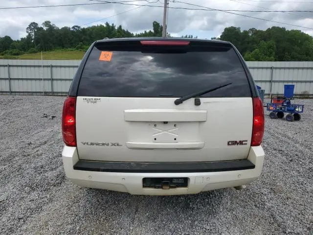 2014 GMC YUKON XL C1500 SLT  