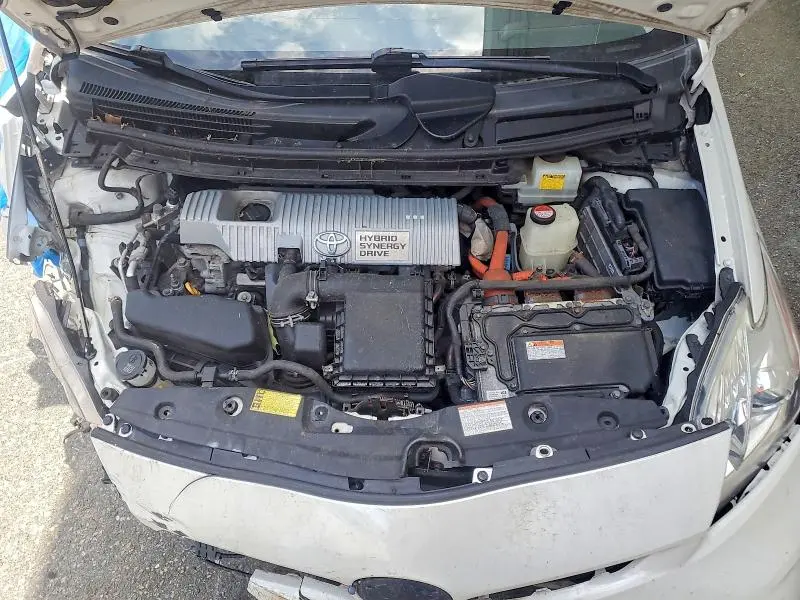 2015 TOYOTA PRIUS TWO  
