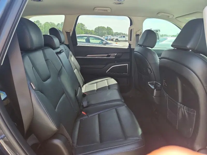 2023 KIA TELLURIDE LX  