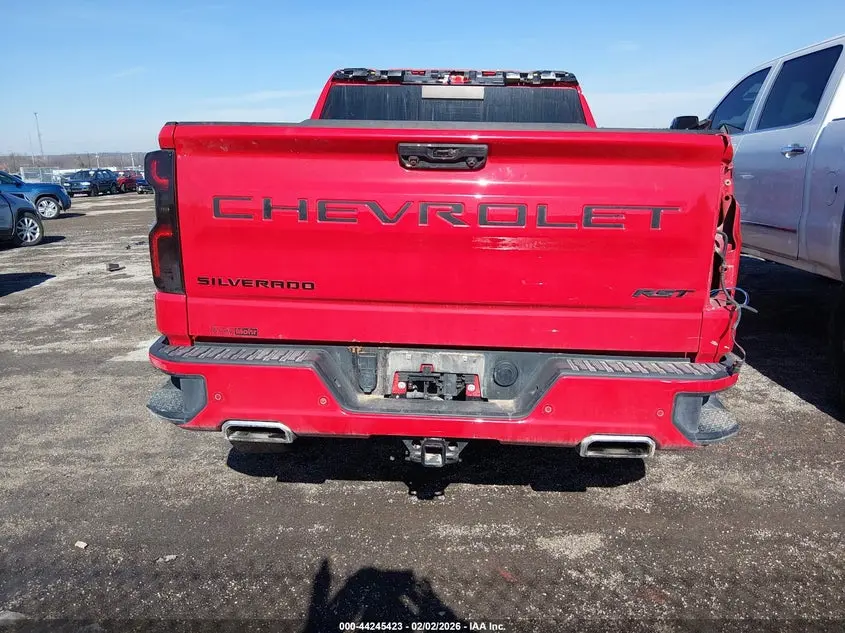 2022 CHEVROLET SILVERADO 1500 4WD  SHORT BED RST