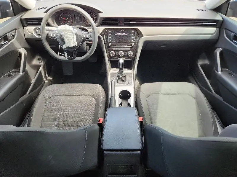 2020 VOLKSWAGEN PASSAT S  
