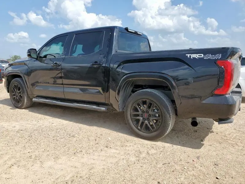 2023 TOYOTA TUNDRA CREWMAX SR  