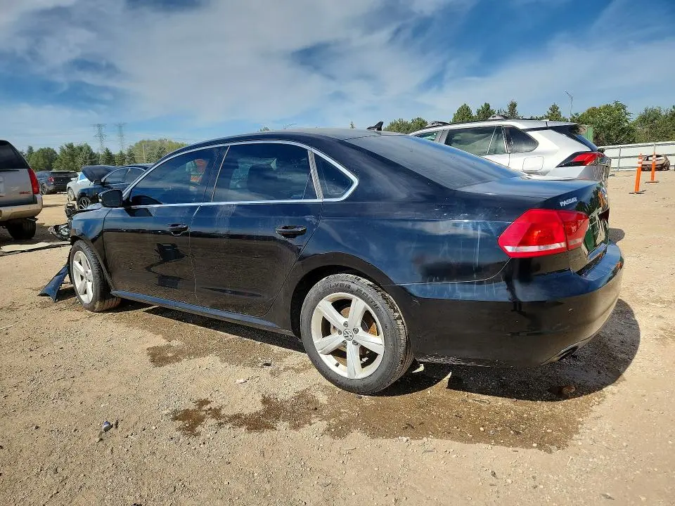 2013 VOLKSWAGEN PASSAT SE  