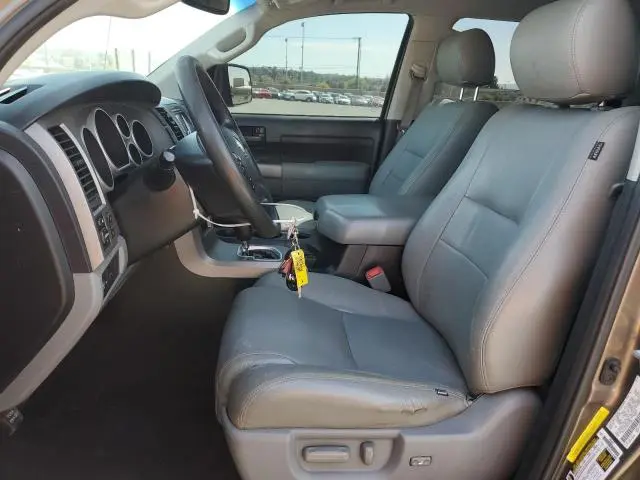 2013 TOYOTA TUNDRA CREWMAX SR5  