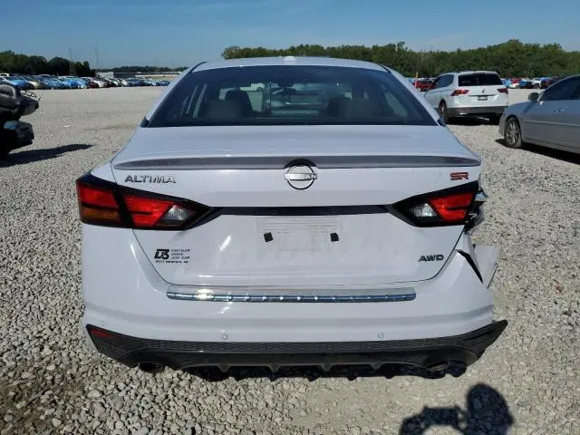 2023 NISSAN ALTIMA SR  