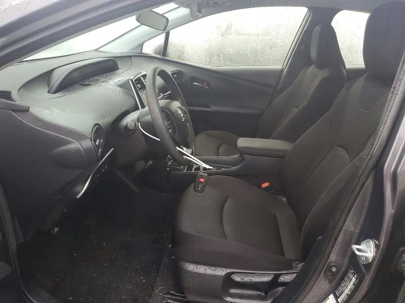 2019 TOYOTA PRIUS LE AWD-E  