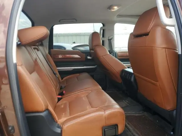 2015 TOYOTA TUNDRA CREWMAX 1794  