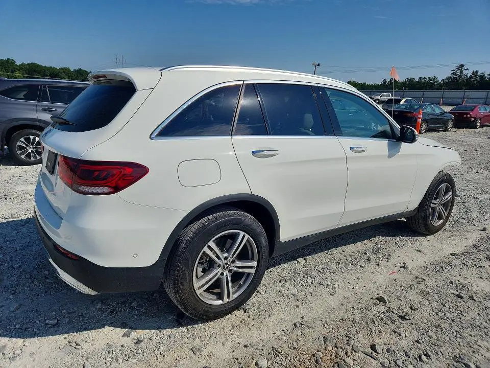 2022 MERCEDES-BENZ GLC 300  