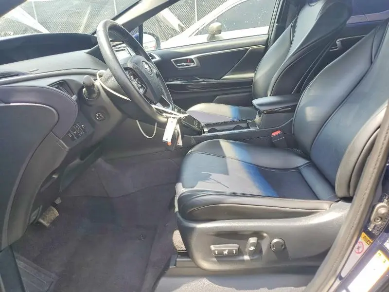 2018 TOYOTA MIRAI BASE  