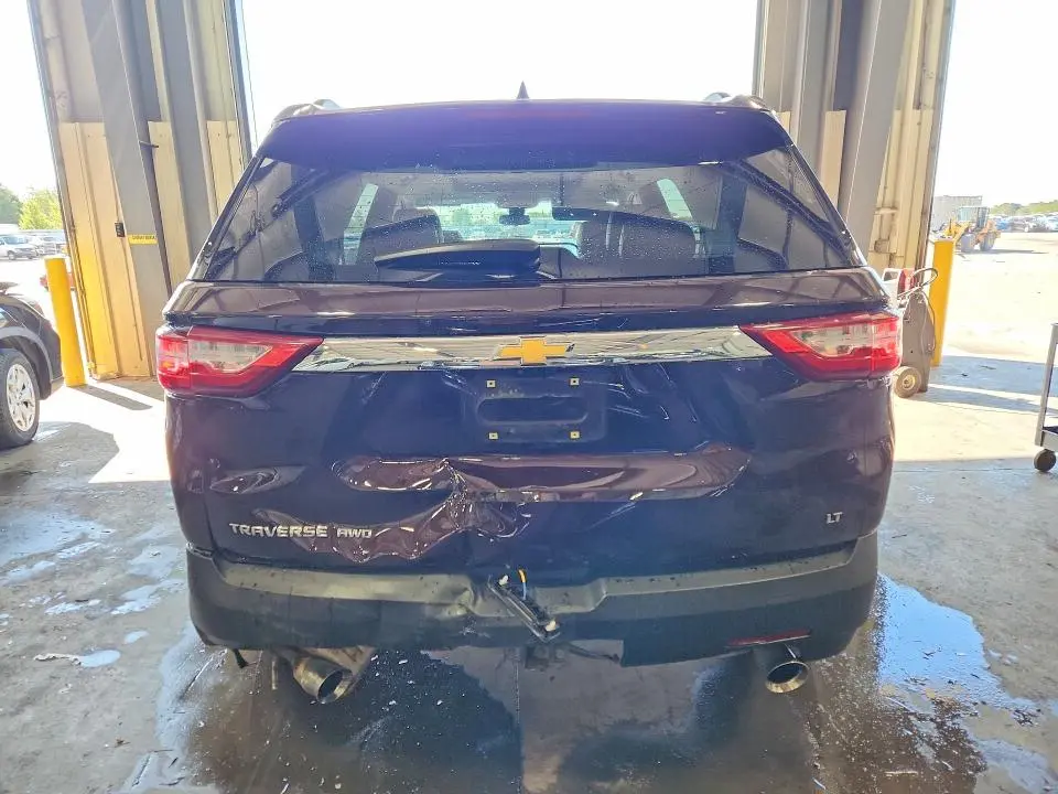 2021 CHEVROLET TRAVERSE LT  