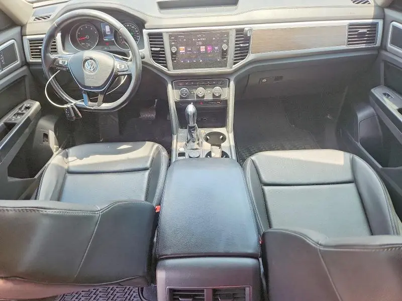 2018 VOLKSWAGEN ATLAS SE  