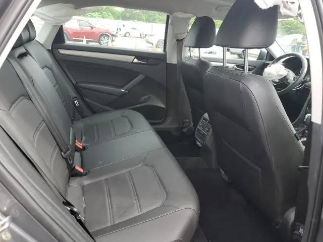 2021 VOLKSWAGEN PASSAT SE