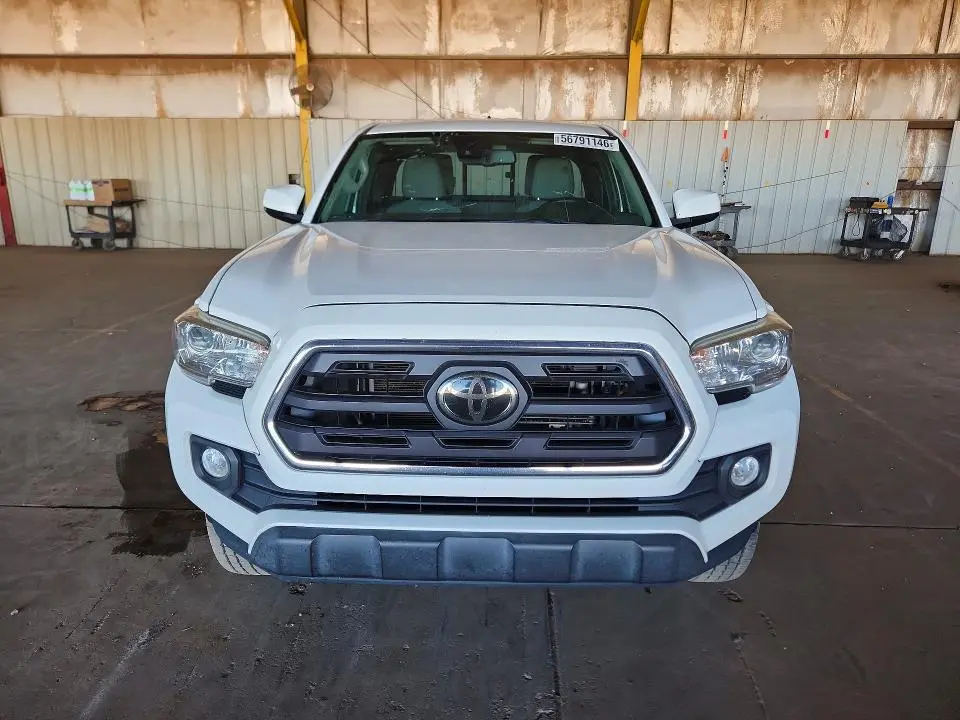 2019 TOYOTA TACOMA SR5 V6  