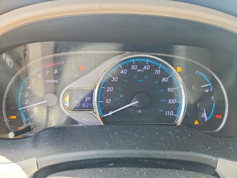 2011 TOYOTA SIENNA XLE 8-PASSENGER  