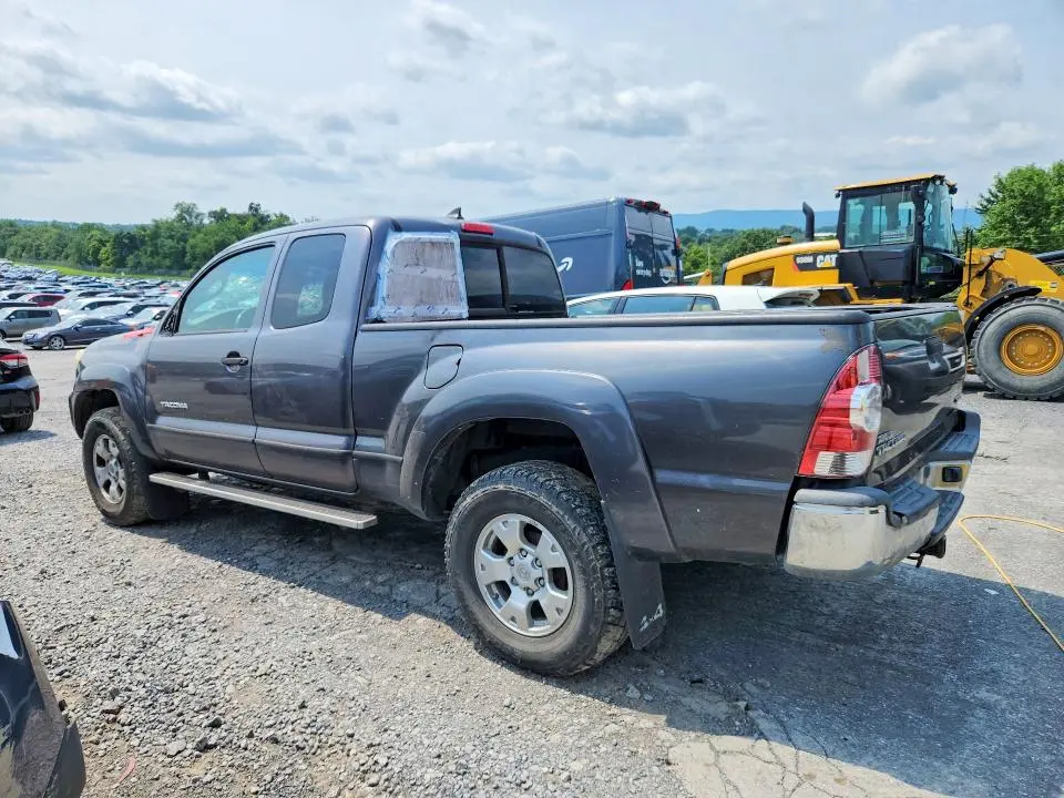 2015 TOYOTA TACOMA BASE  
