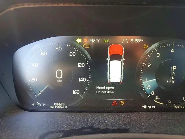 2016 VOLVO XC90 T6  