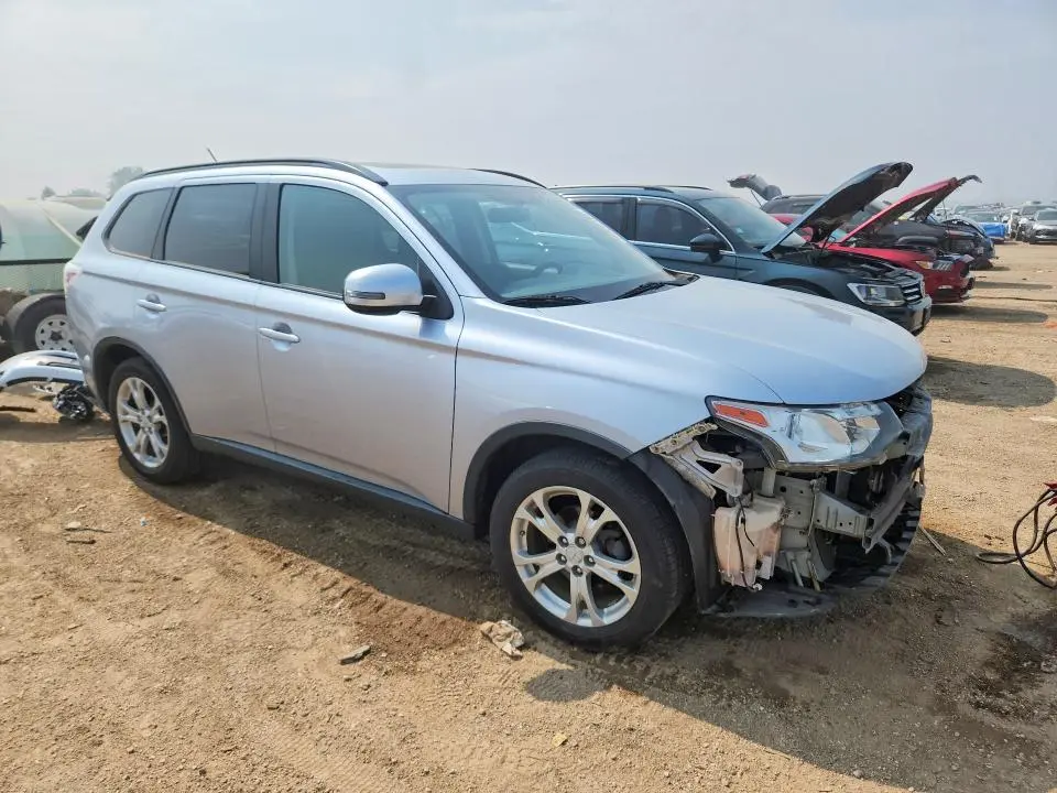 2015 MITSUBISHI OUTLANDER SE  