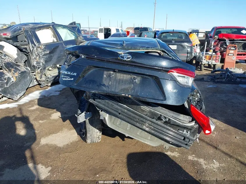 2025 TOYOTA COROLLA LE