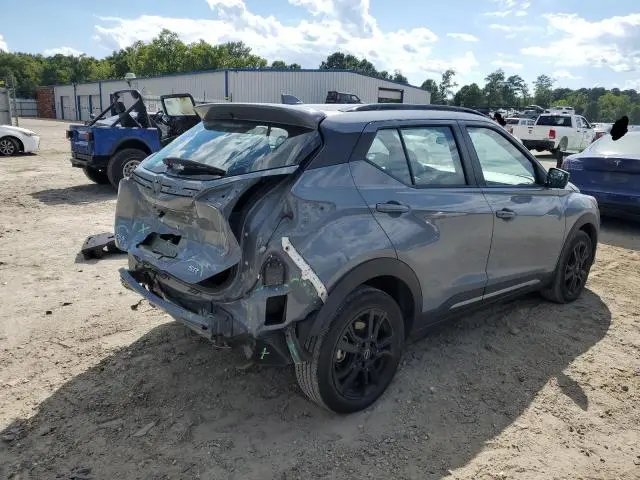 2024 NISSAN KICKS SR  