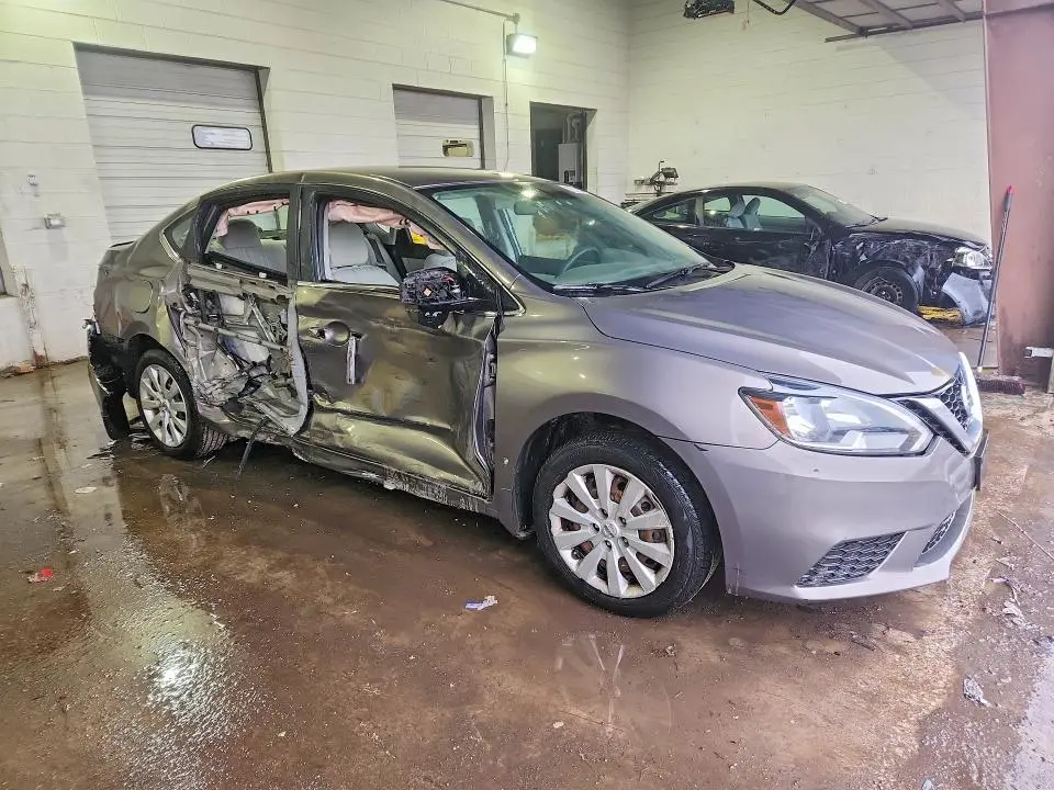 2016 NISSAN SENTRA SV  