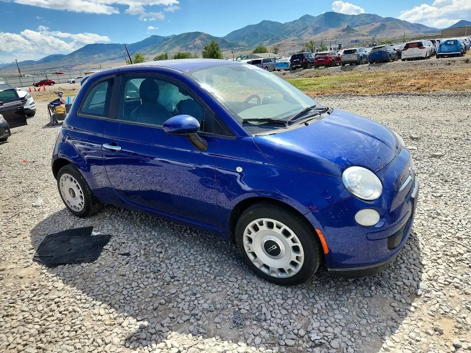 2013 FIAT 500 POP  