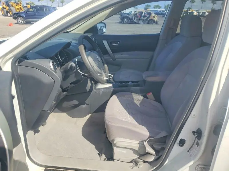2010 NISSAN ROGUE SL  