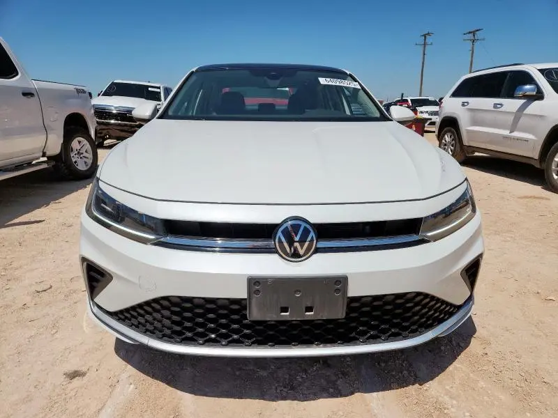 2025 VOLKSWAGEN JETTA SE  