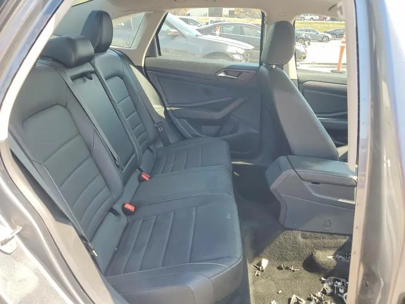 2024 VOLKSWAGEN JETTA SE  