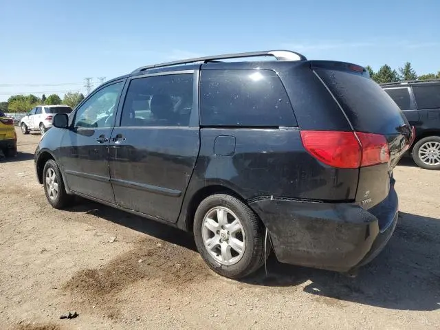 2010 TOYOTA SIENNA XLE  